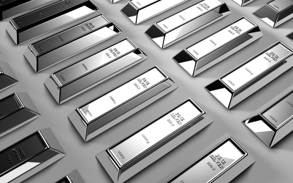 Эксперт HSBC спрогнозировал рост цен на серебро к концу 2022 года0