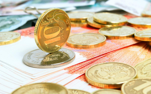 ЦБ повысил официальные курсы доллара и евро0