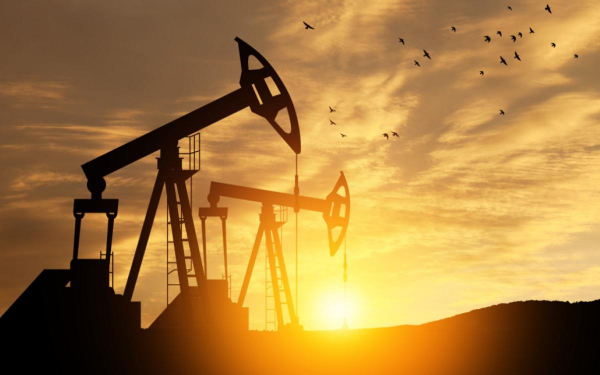 Цена нефти Brent опустилась ниже $79 впервые с 9 августа0